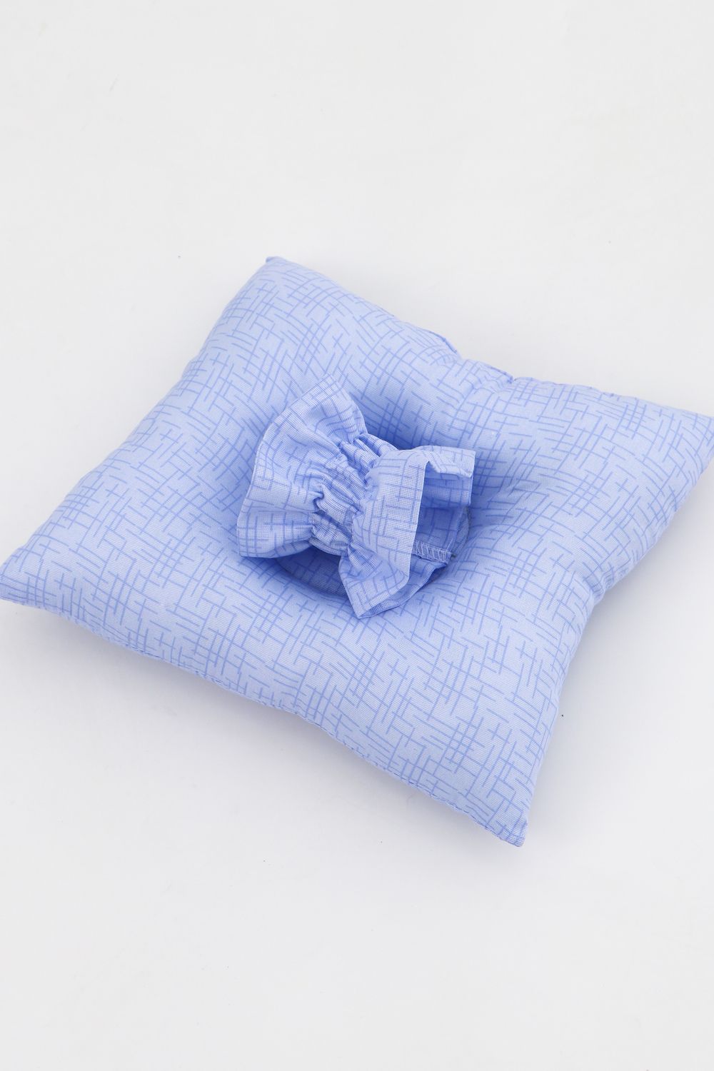 Подушка для кормления ребенка на манжете ПКР/голубой - голубой