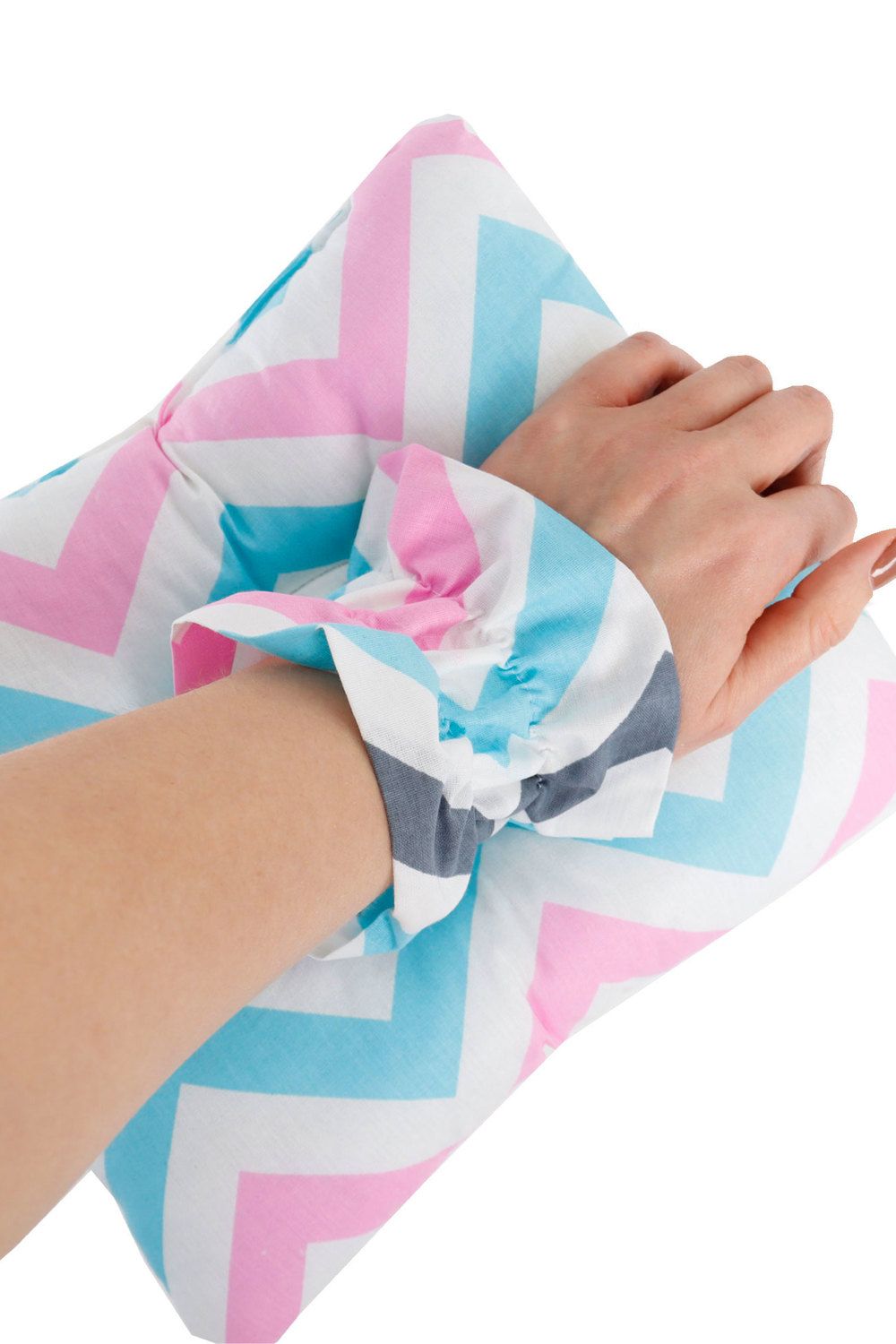 Подушка для кормления ребенка на манжете ПКР/зигзаг-голубой
