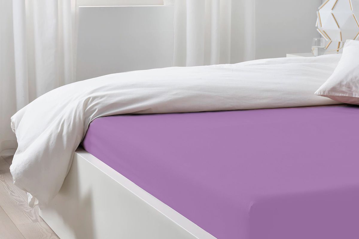 Трикотажная простынь на резинке - сиреневый