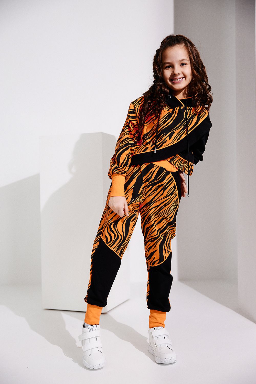 Костюм 67059 детский - оранжевый+черный