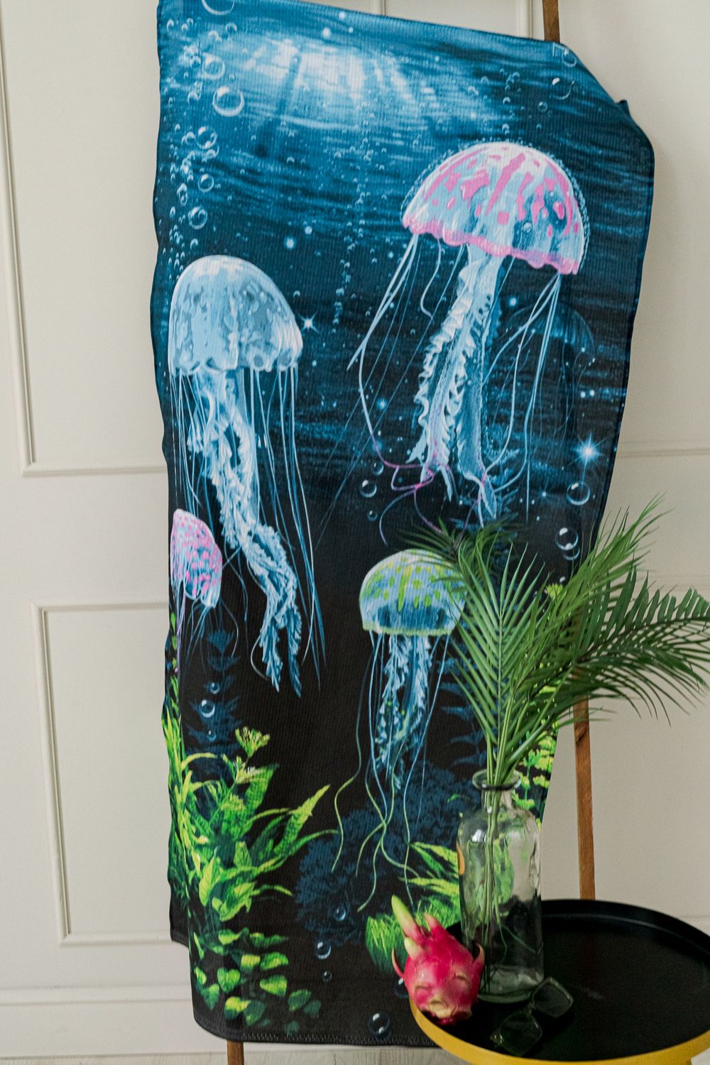 Полотенце пляжное Медузы - темно-синий
