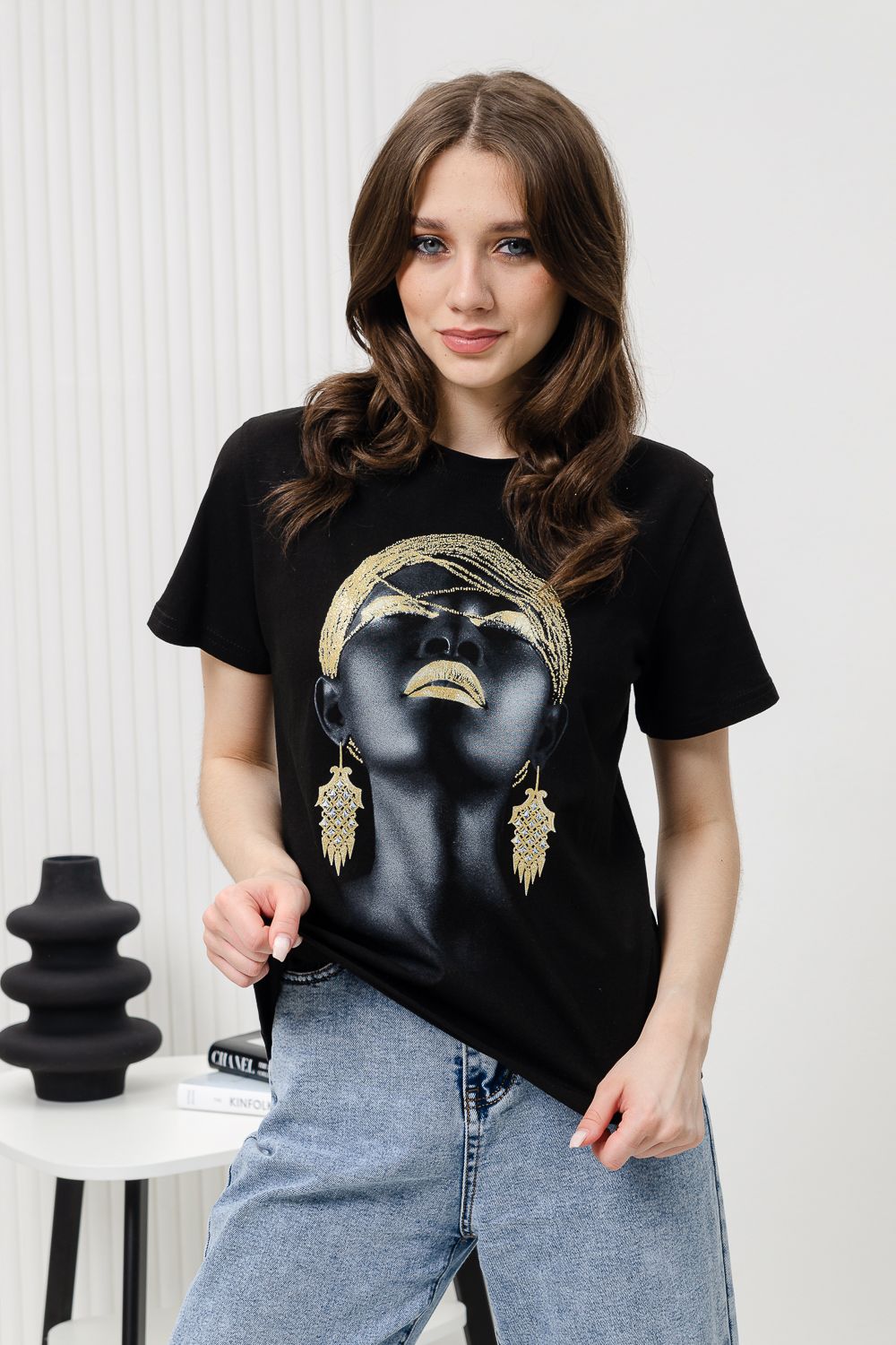 Футболка 67079 - черный+девушка