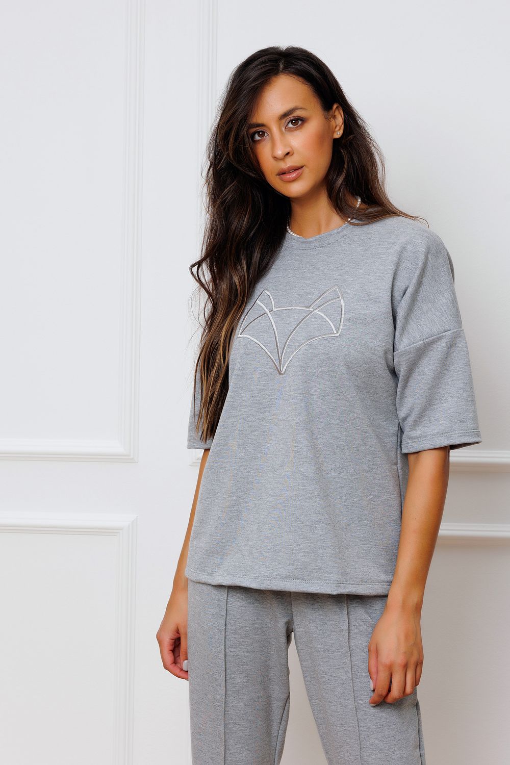 Футболка 342 женская с вышивкой - светло-серый