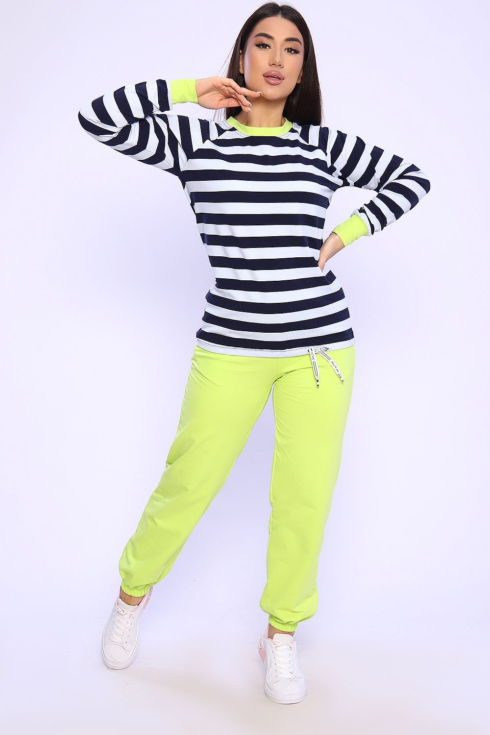 Костюм женский 24280 - салатовый