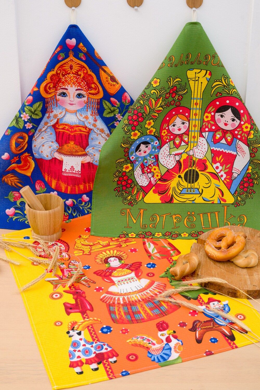 Набор кухонных полотенец Матрешки - желтый/зеленый