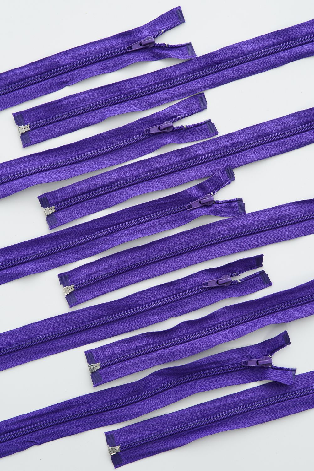 Молния спираль №5 70 см (в упак.10шт) - фиолетовая С218