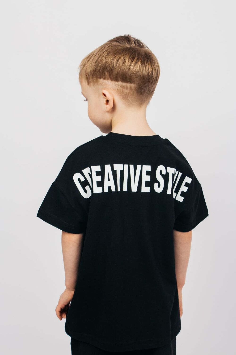 Футболка с принтом на спине 52352 детская - черный