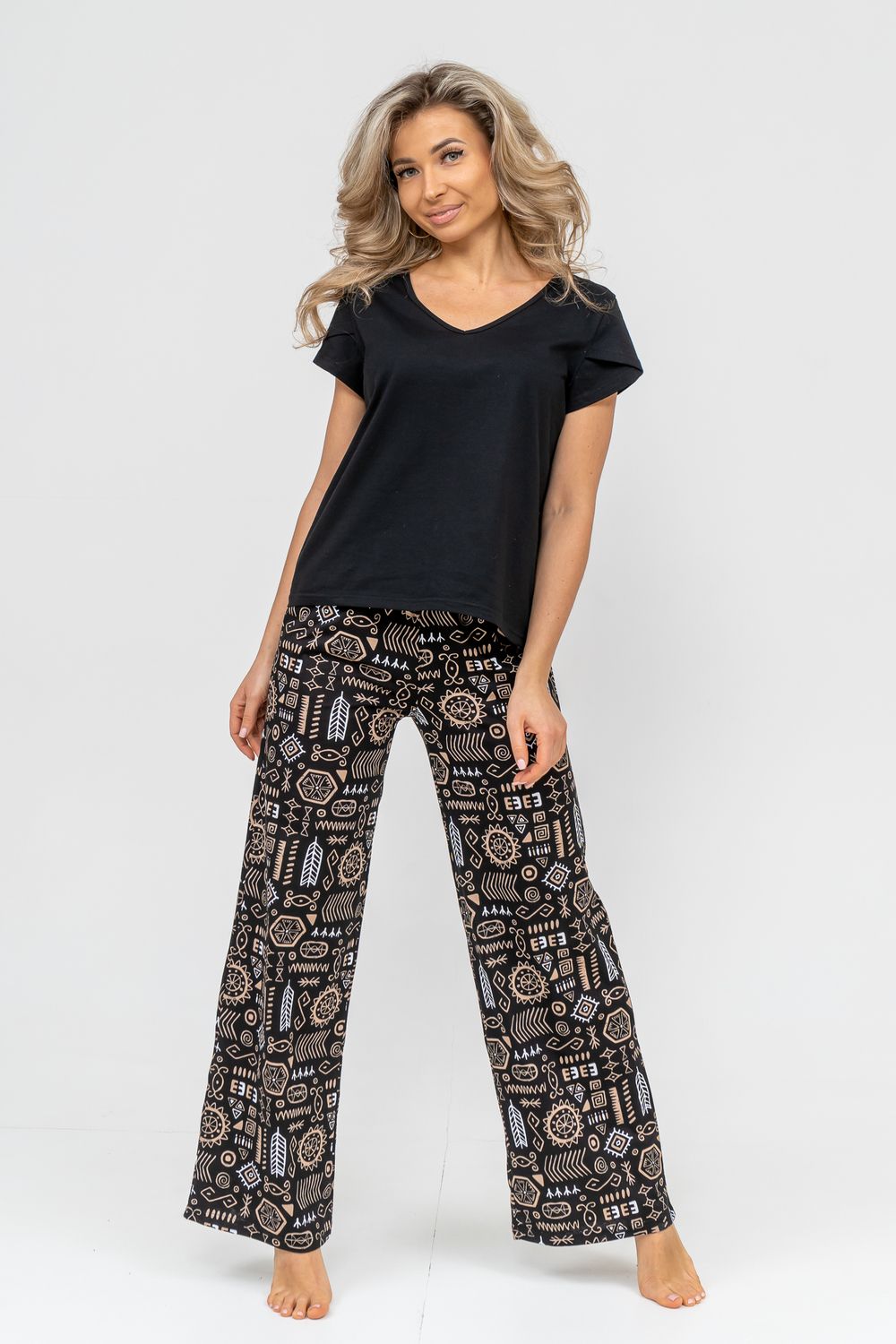 Костюм 36691 - черно-бежевый