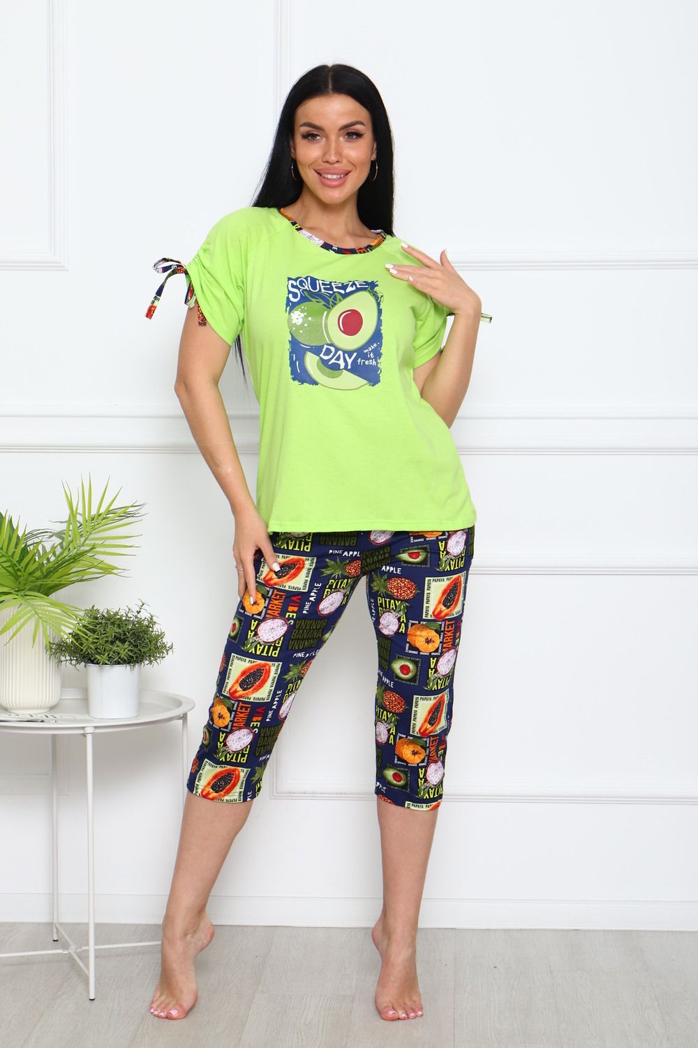 №094 Костюм с бриджами - зеленый фрукты