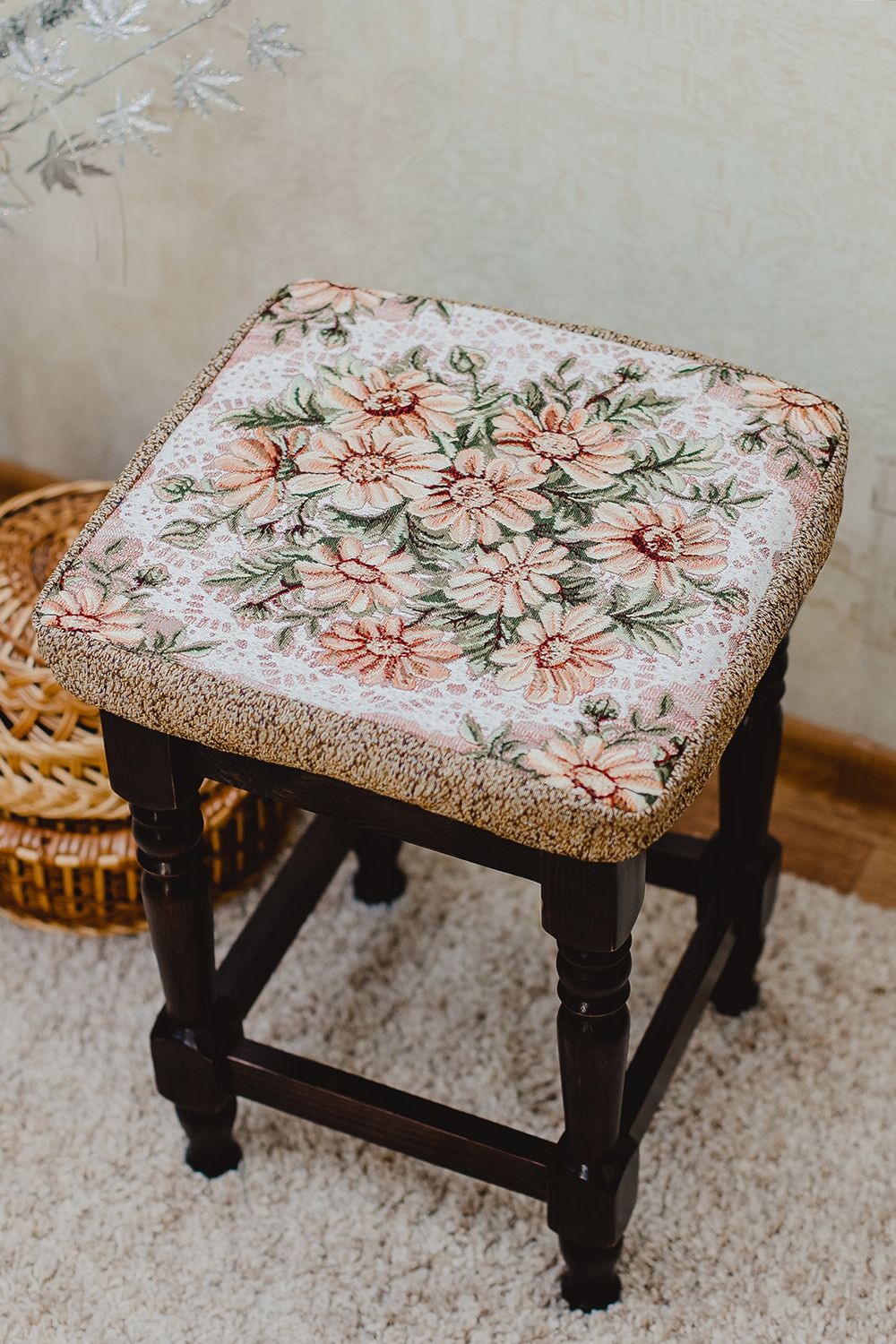 Сидушка на табурет квадратная 32х32 - оранжевая ромашка