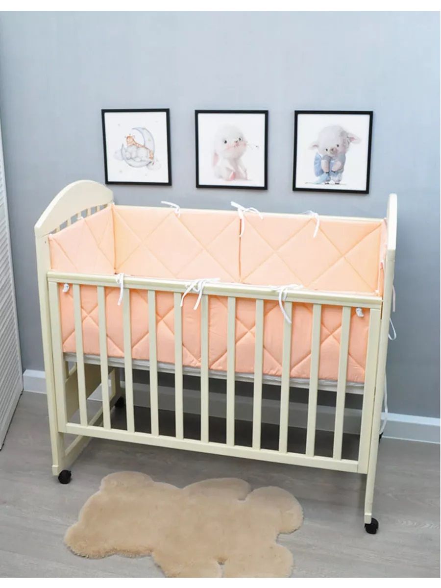 Бортики в кроватку для новорожденных стеганые - персиковый