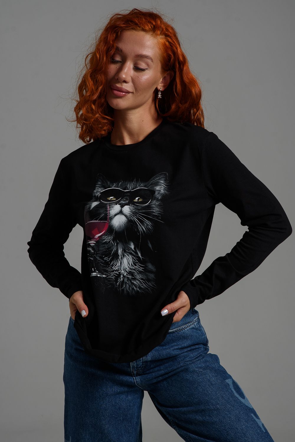 8541 Футболка с длинным рукавом женская - черный+кот с красным