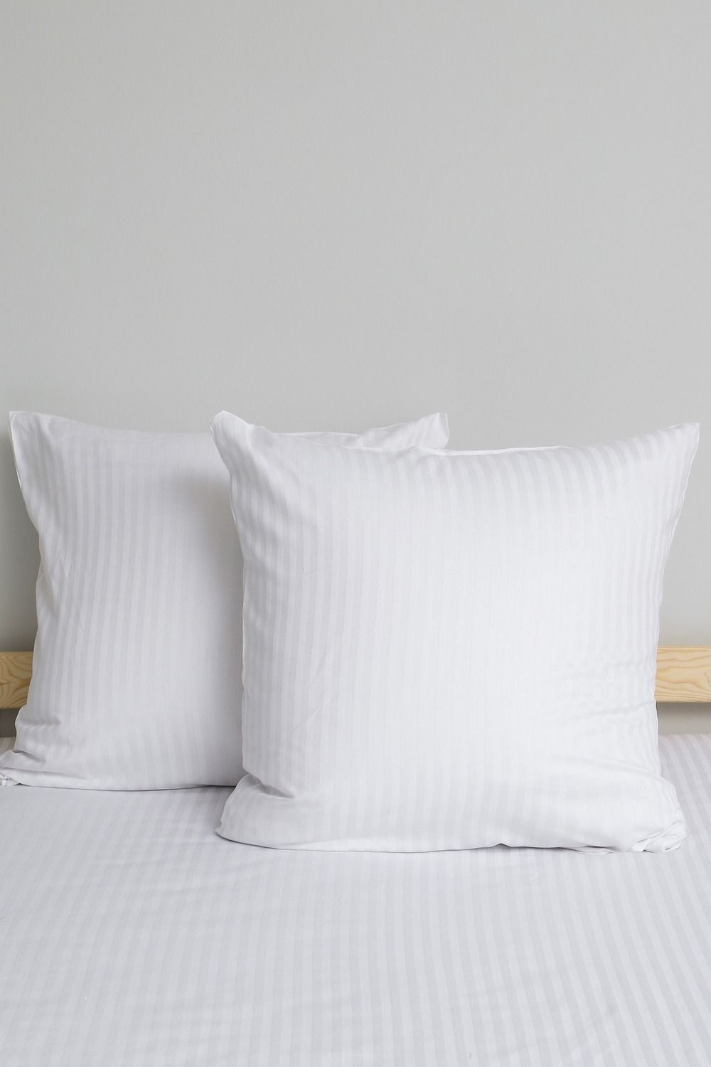 Наволочка из страйп-сатина Комфорт - белый