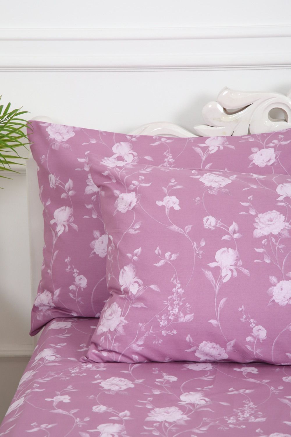 Наволочка поплин Пиония-компаньон - малиновый