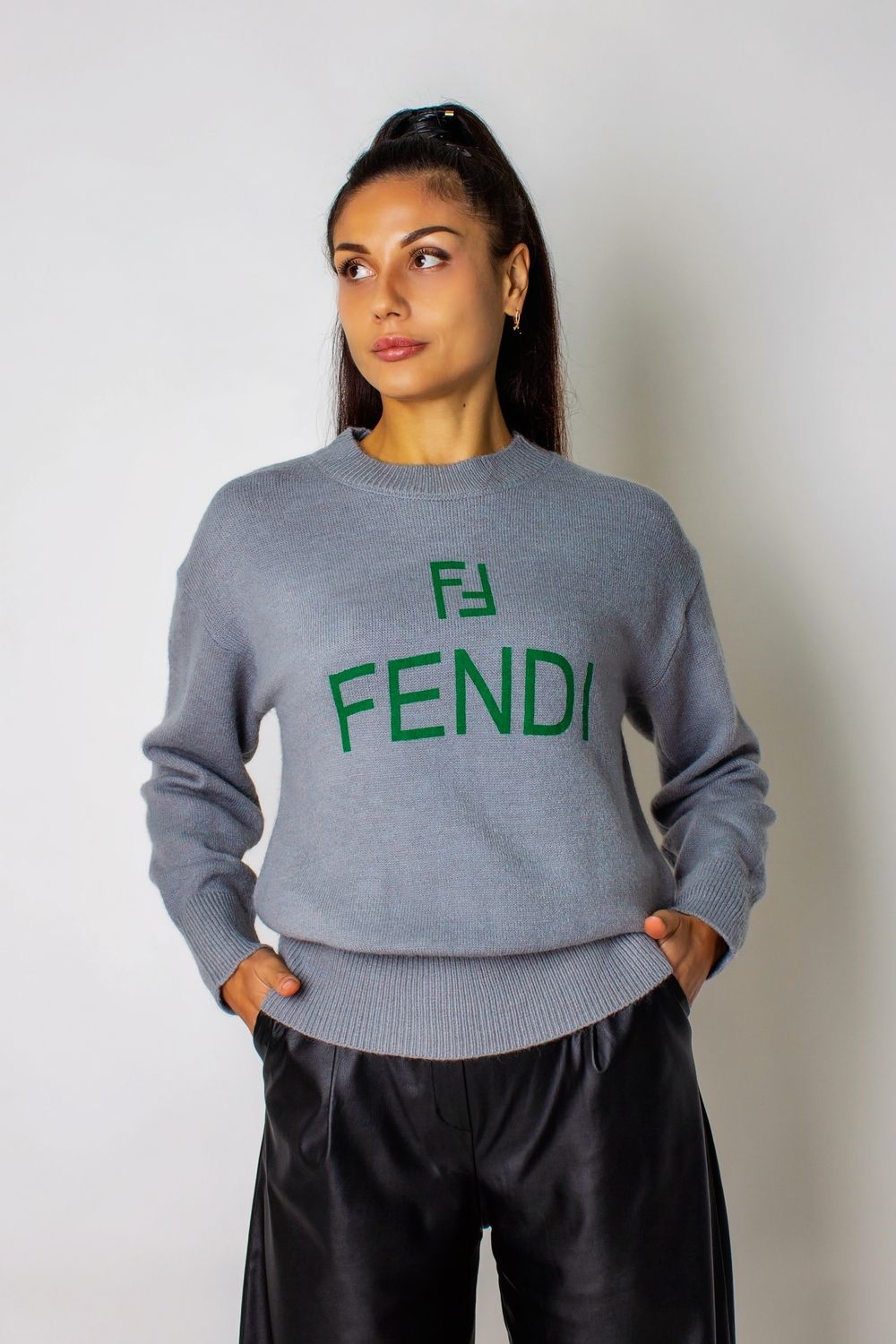 Теплый джемпер F женский арт.1835 - серый