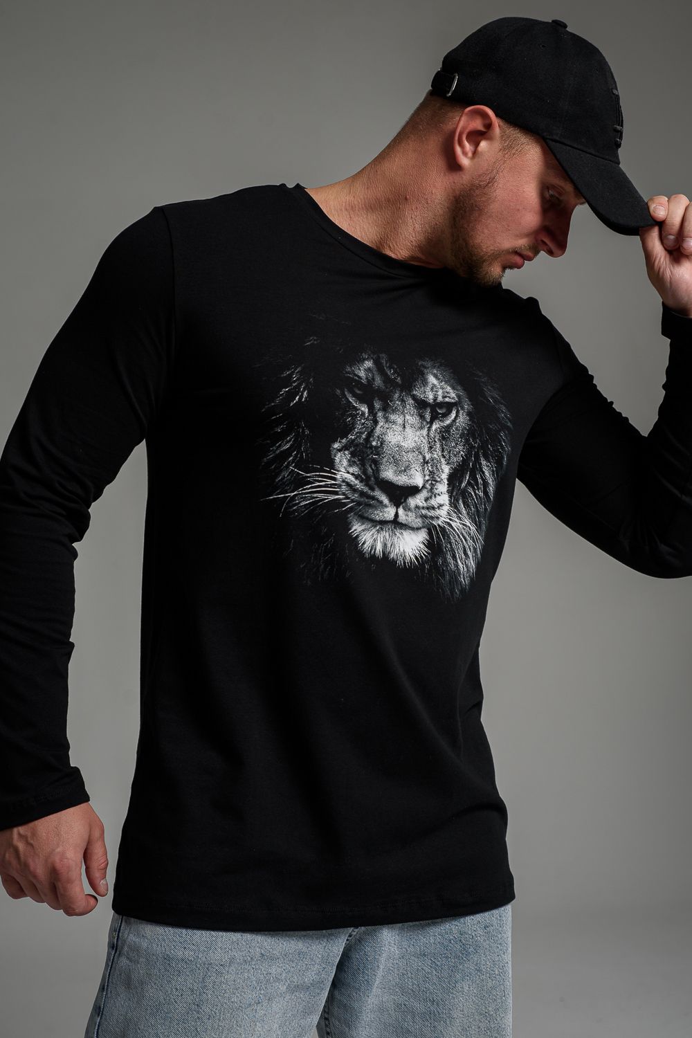 8514-1 Футболка с длинным рукавом мужская - черный+лев