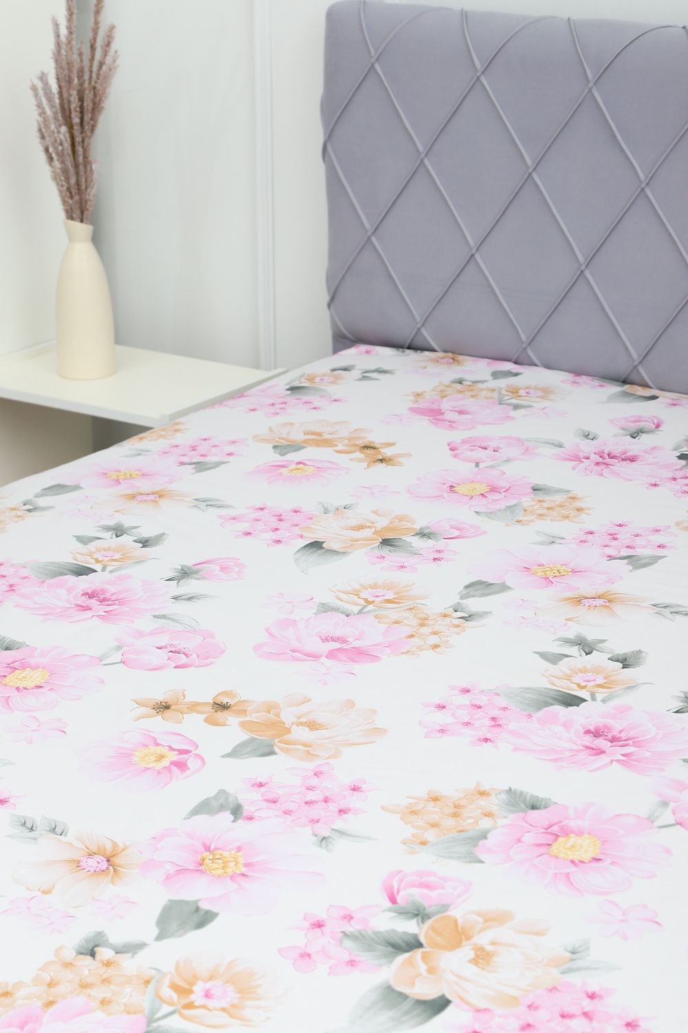 Простыня на резинке поплин Цветочный рай - белый