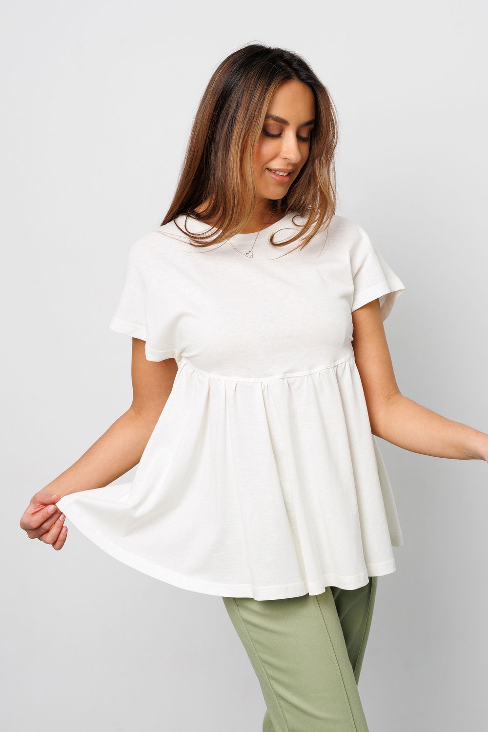 Футболка трикотажная с баской 179 - молочный