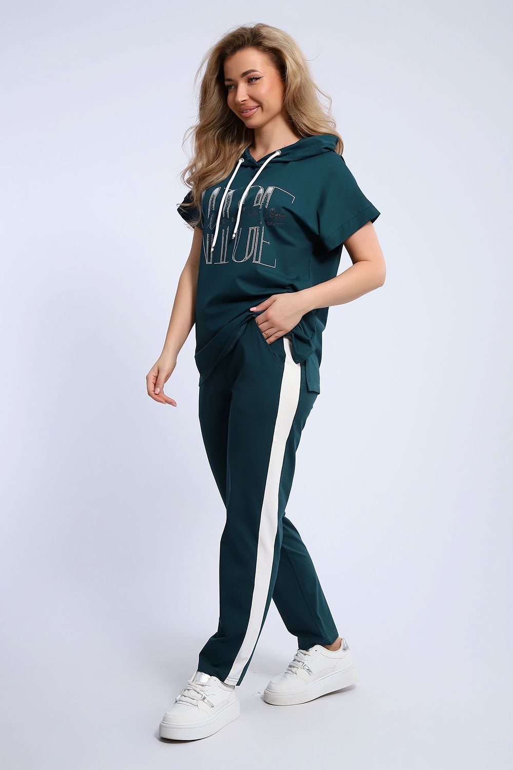 Костюм 65076 - изумрудный