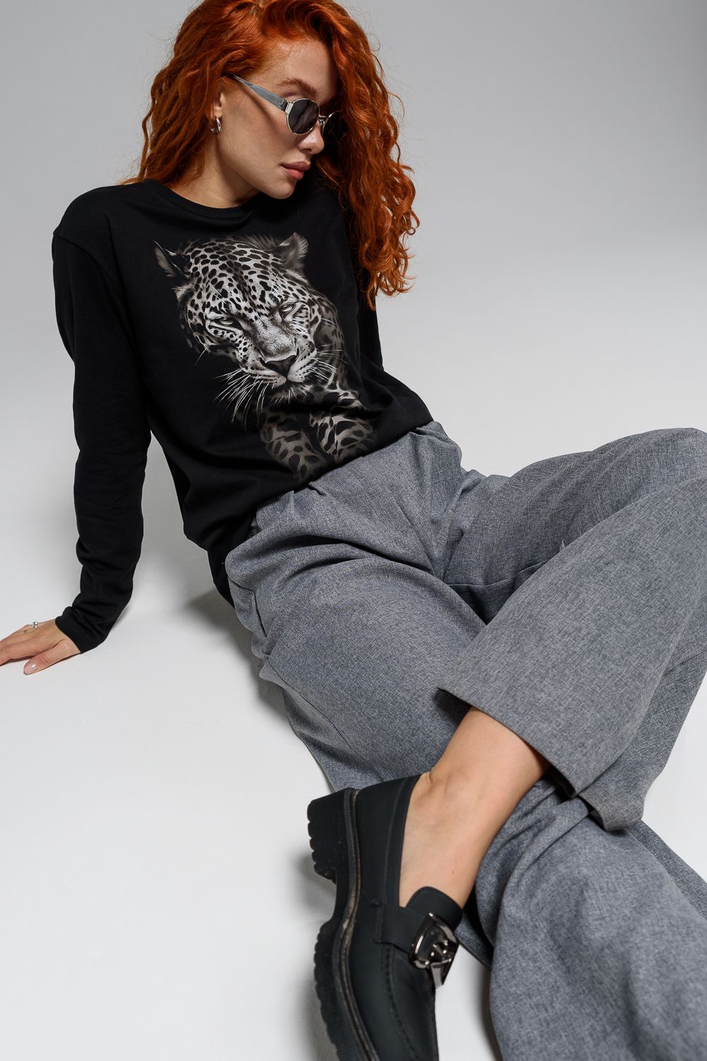 8513-1 Футболка с длинным рукавом женская - черный+леопард