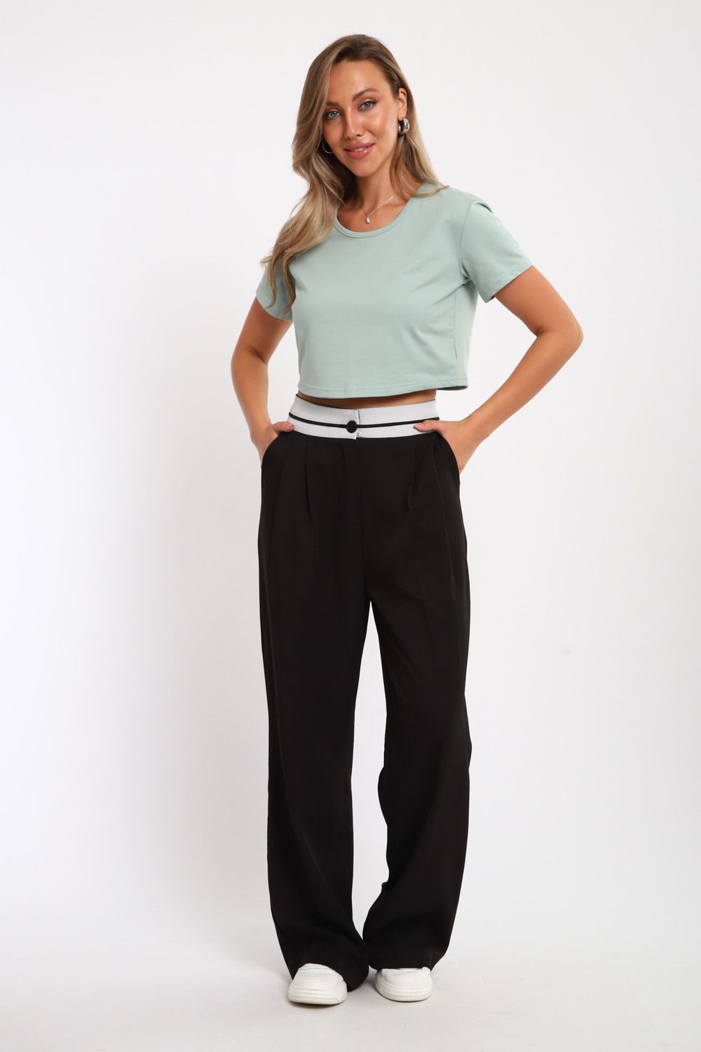 83908 укороченная футболка женская - ментол