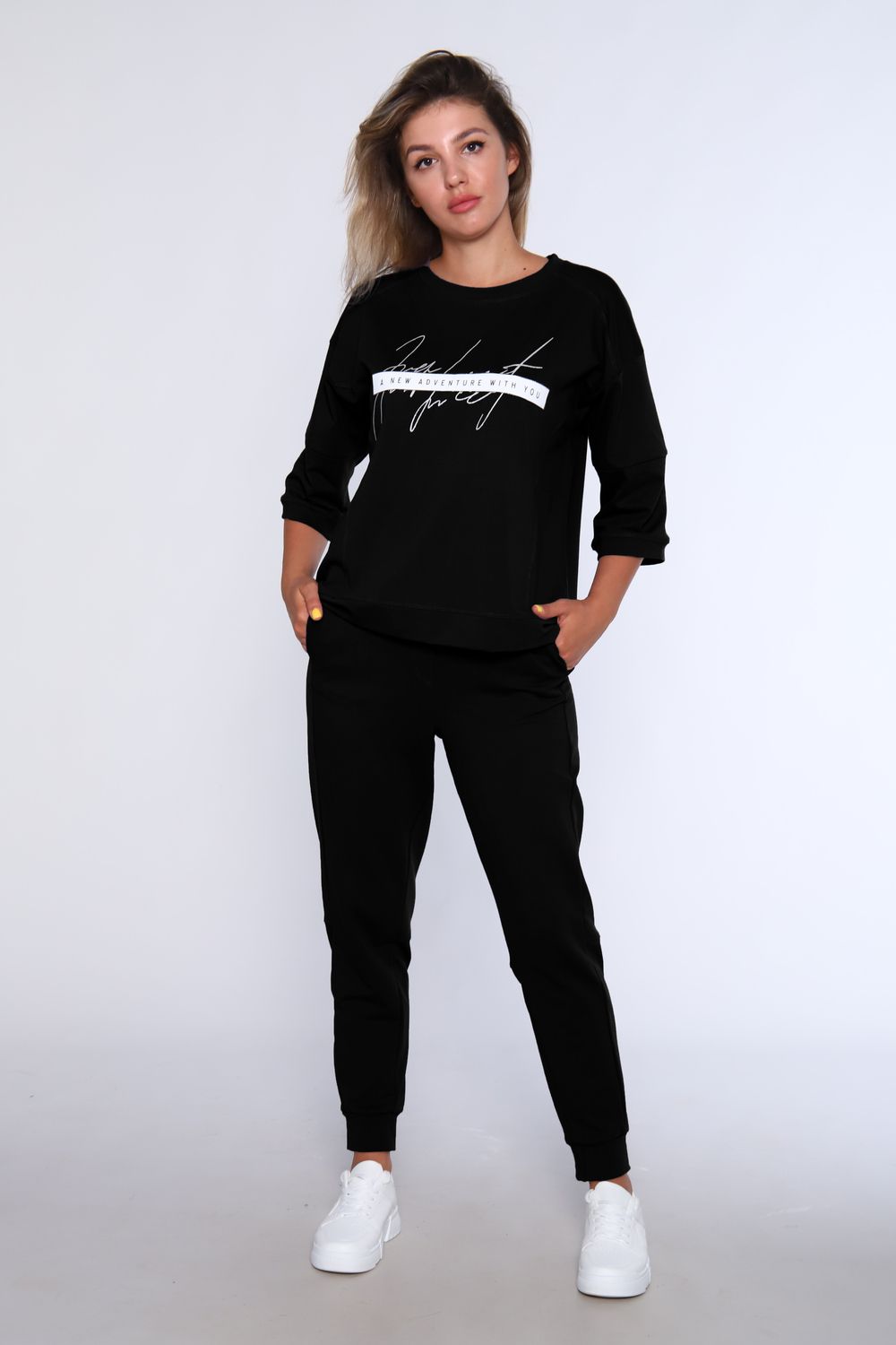 Спортивный костюм с брюками и кофтой 359 - черный