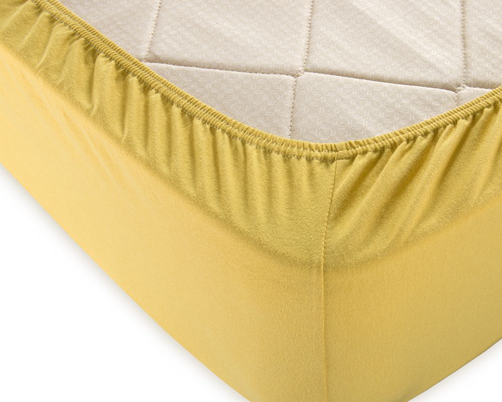 Трикотажная простынь на резинке - горчица