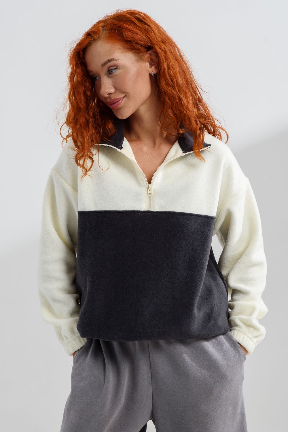 7490О толстовка женская - серо-молочный