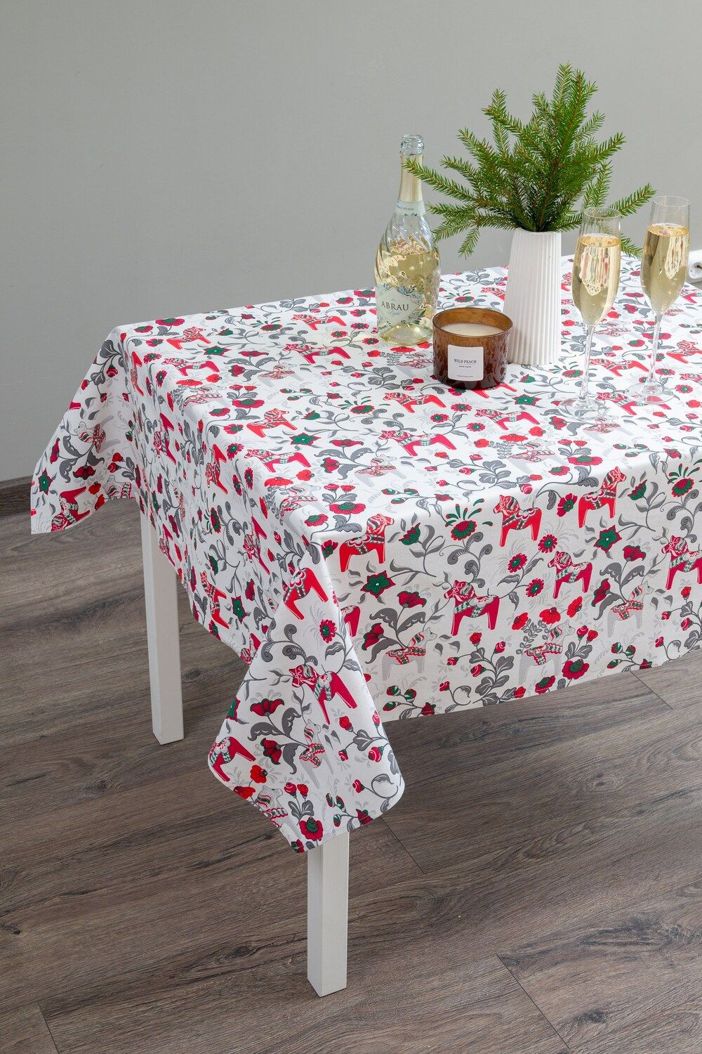 Скатерть Городецкая лошадка - белый