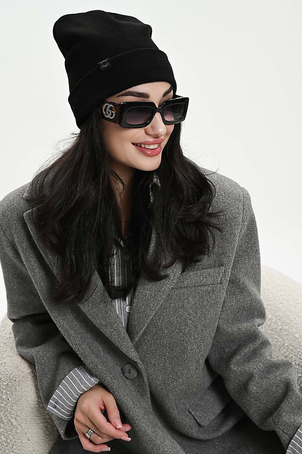 Шапка теплая в рубчик - черный