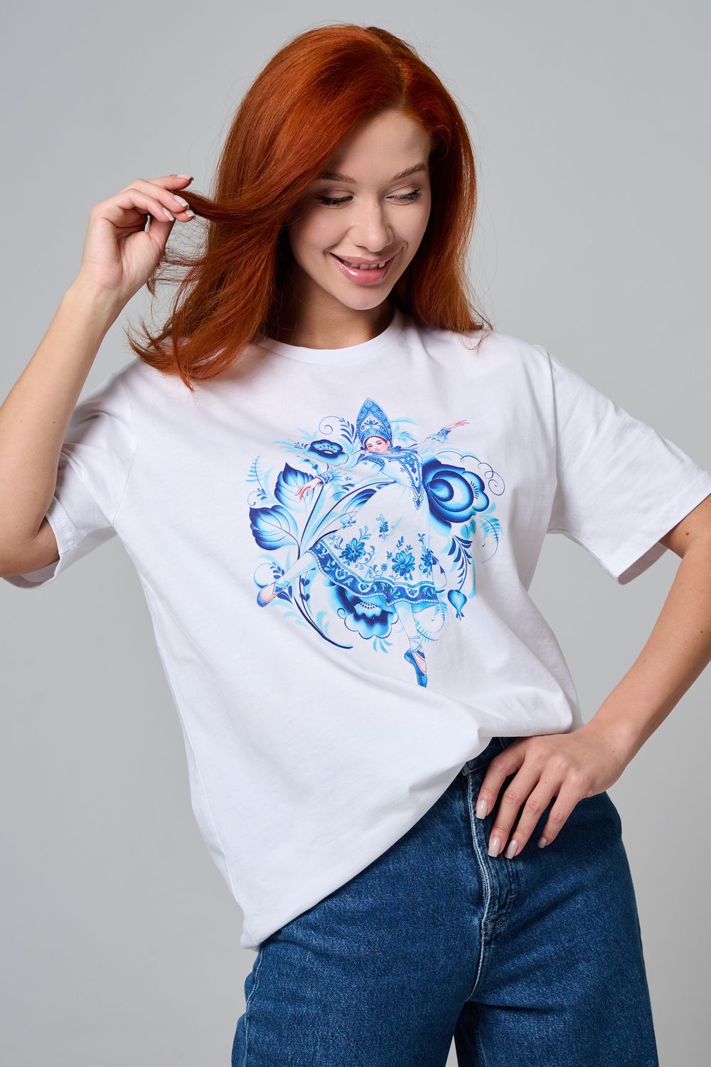 8589 футболка унисекс - белая+девушка Гжель