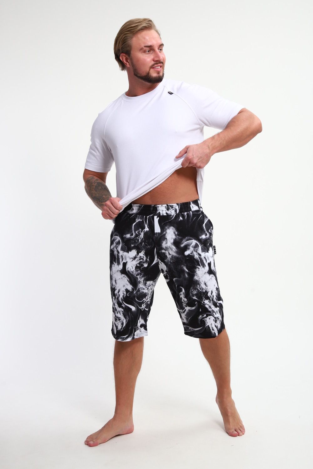 Шорты мужские ШМ-03 - черный-белый Дым