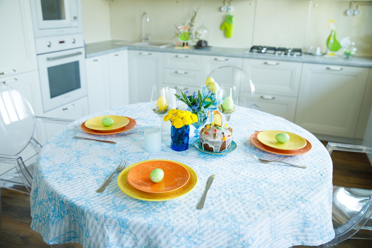 Скатерть Мари Санна Цветы 150*200 - голубой