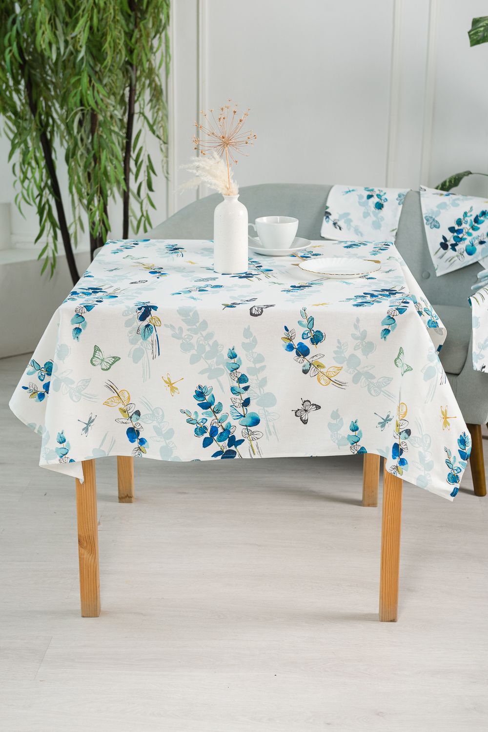 Скатерть Мирт 150*120 - белый