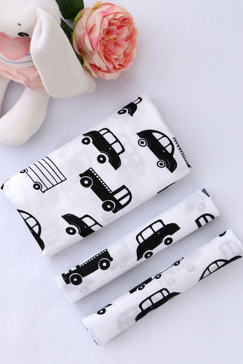 Комплект из муслина пеленка 110х110 и 2 салфетки 23х23 арт. КТ-М/машинки