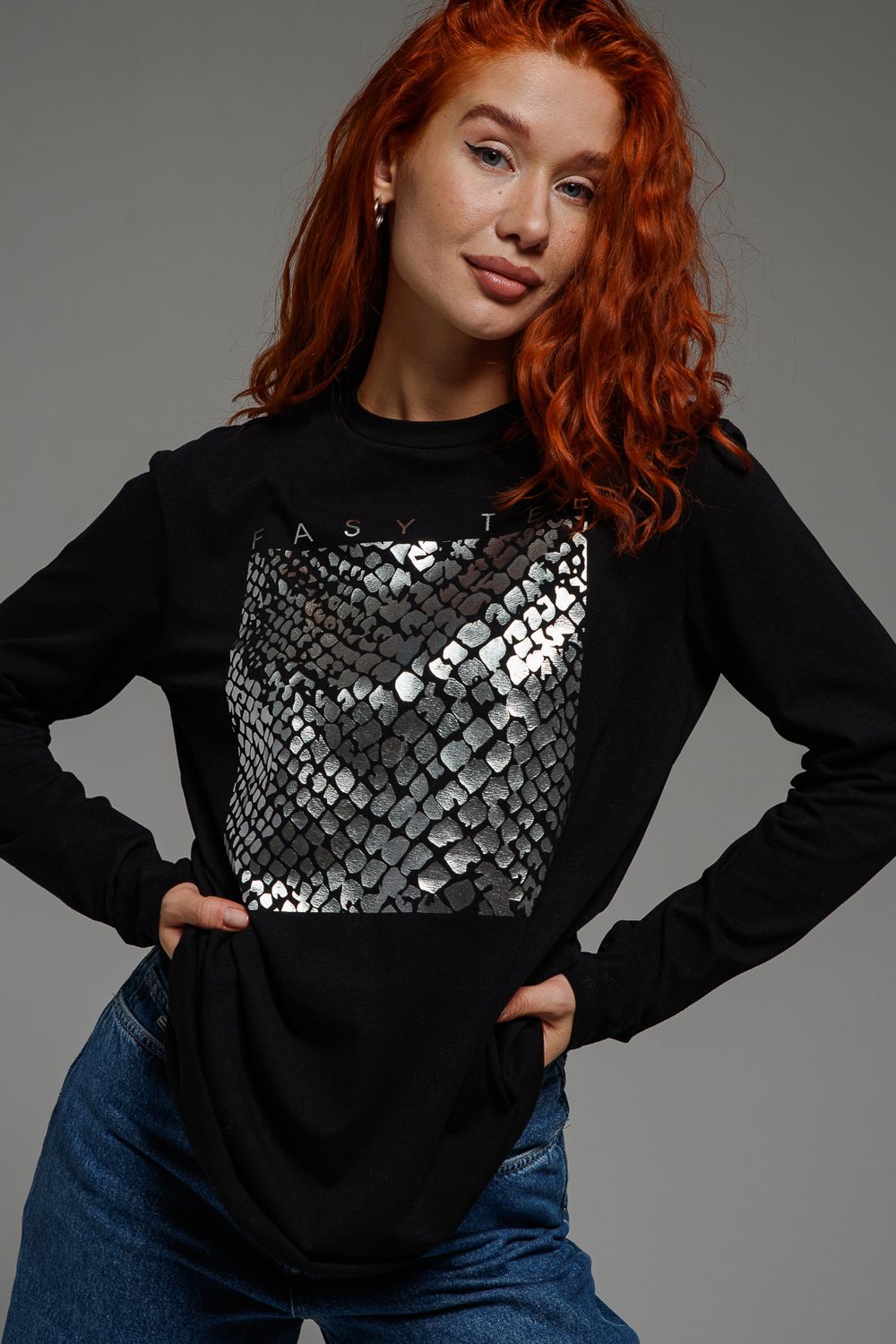 8519 Футболка с длинным рукавом женская - черный+мода