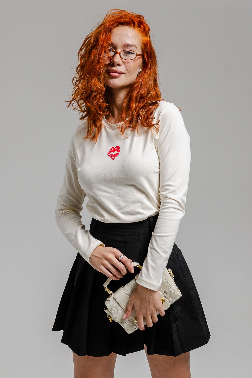 8529/1 футболка с дл.рукавом - молочный+Поцелуй