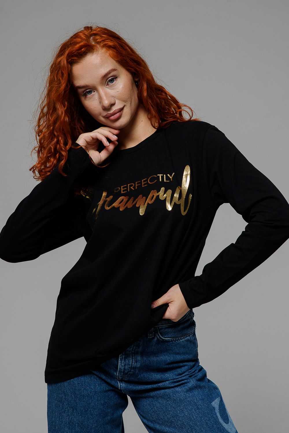 8513/1 Футболка с длинным рукавом женская - черный+Бриллиант