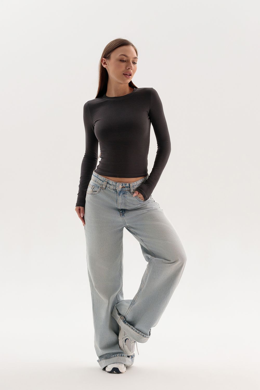 00024 лонгслив - темно серый