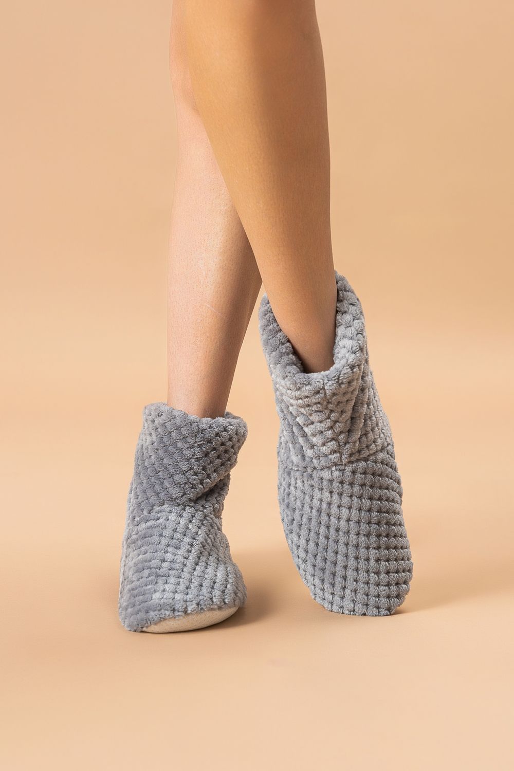 Женские сапожки Сапожки - соты/молочный