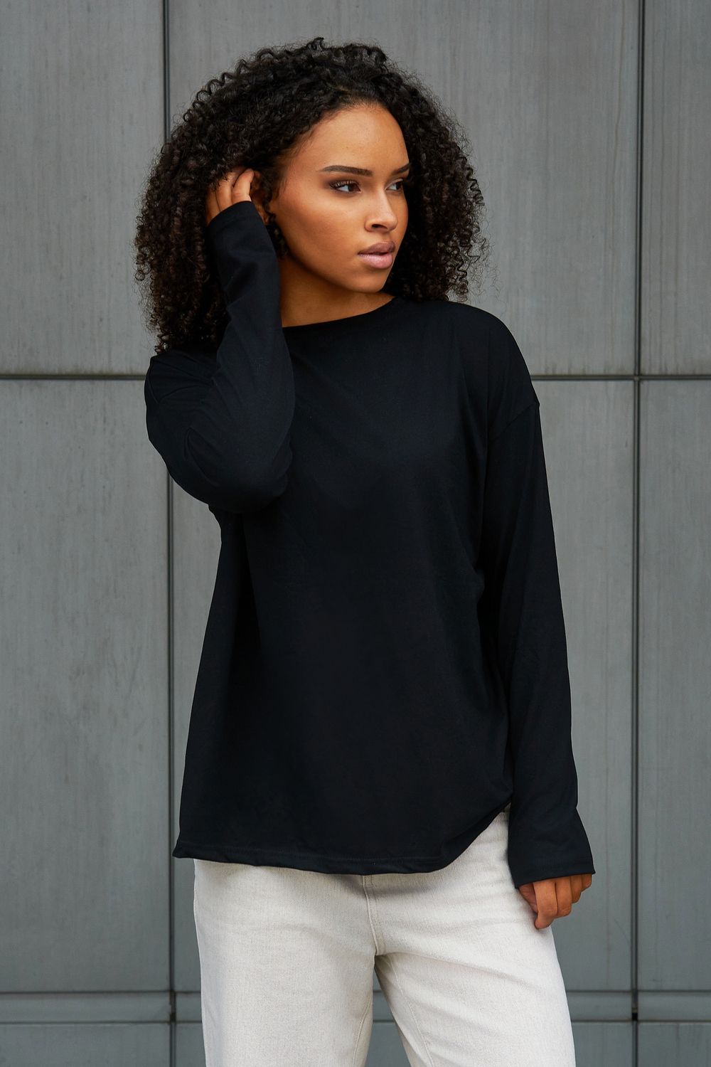 Лонгслив Лонг-оверсайз - черный