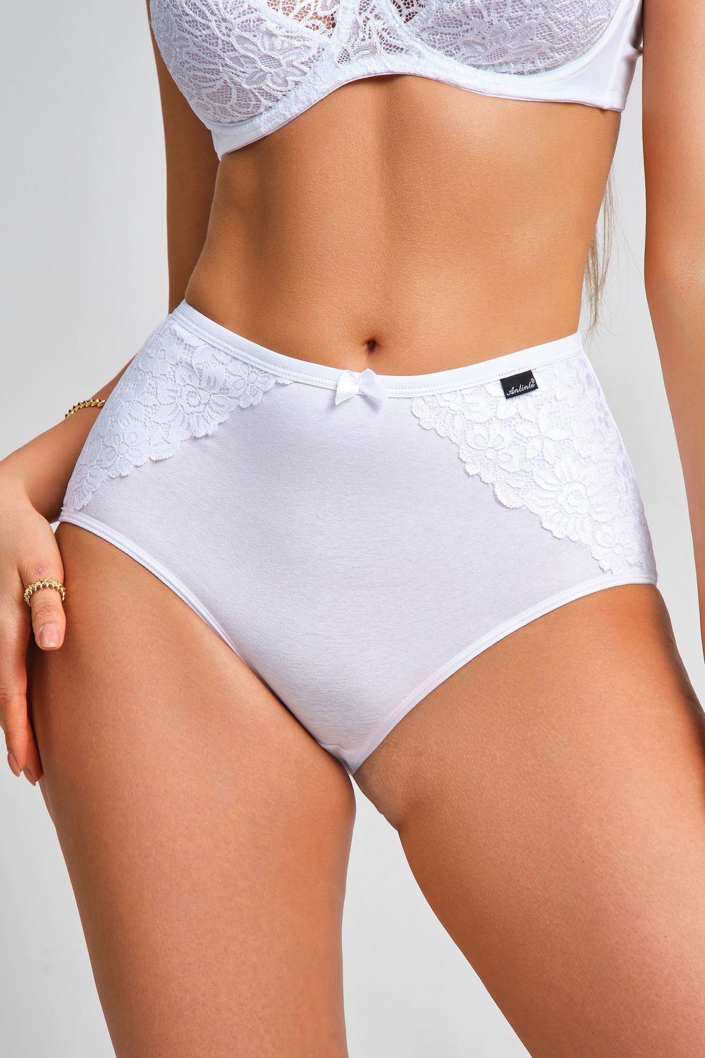 Набор трусов HoneyFormat 3959,3 шт - белый, бежевый, черный