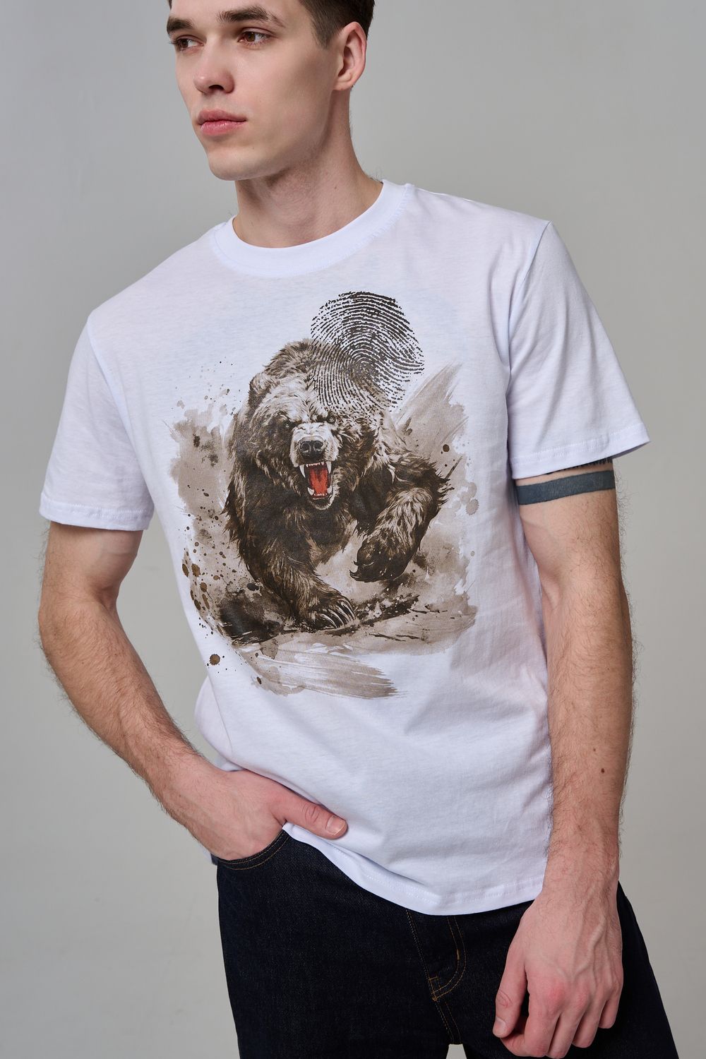 8593 футболка мужская - белый+медведь