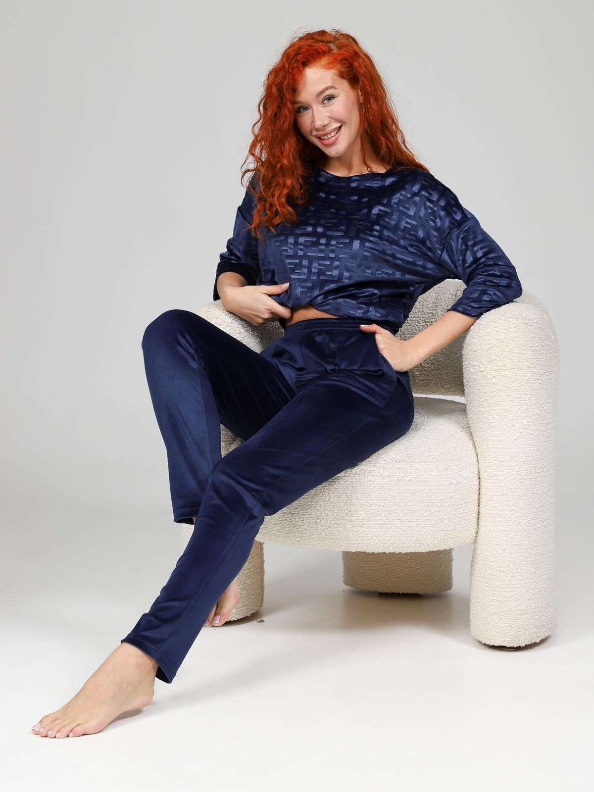 Вениса-Жаккард - костюм синий