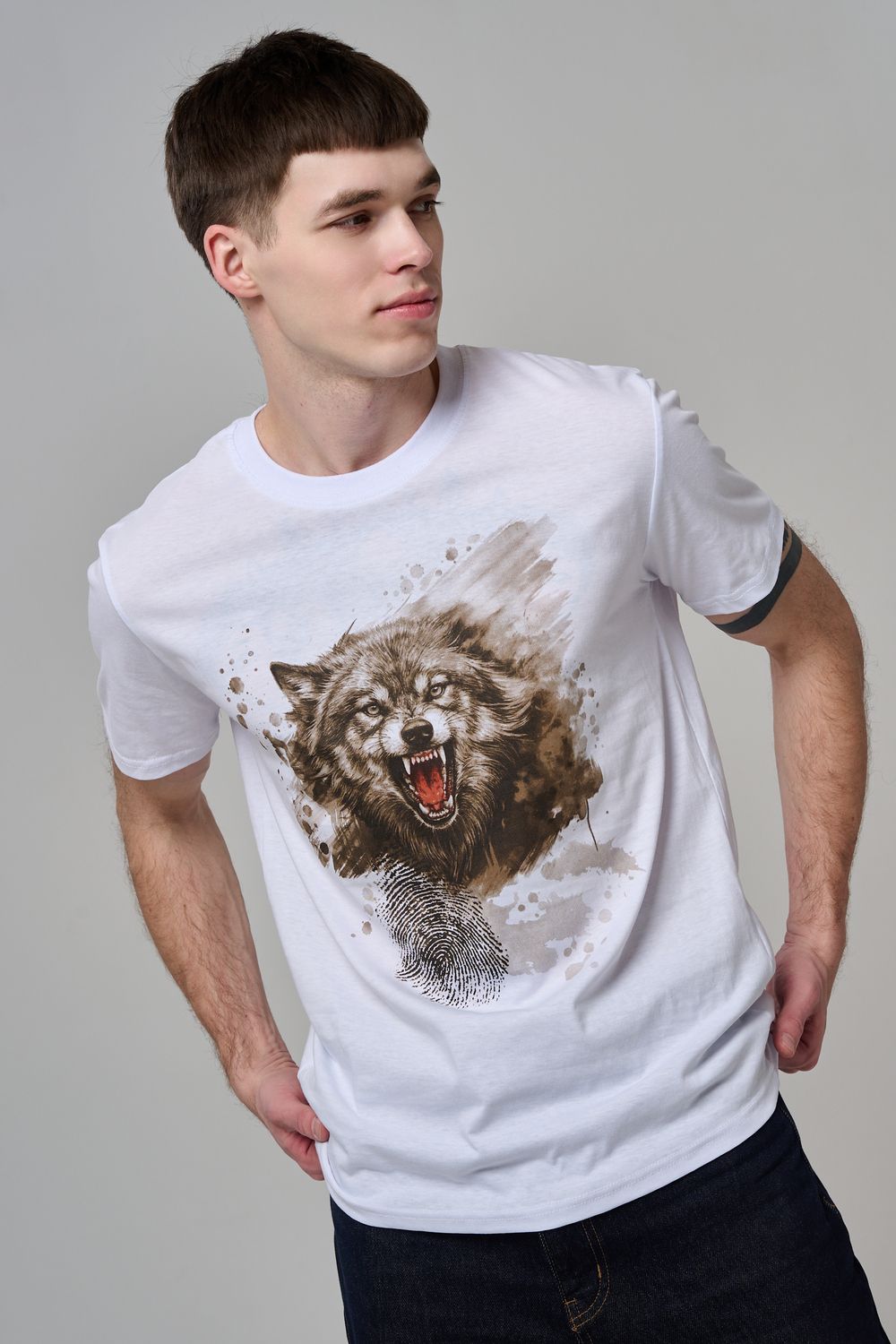 8593 футболка мужская - белый+волк