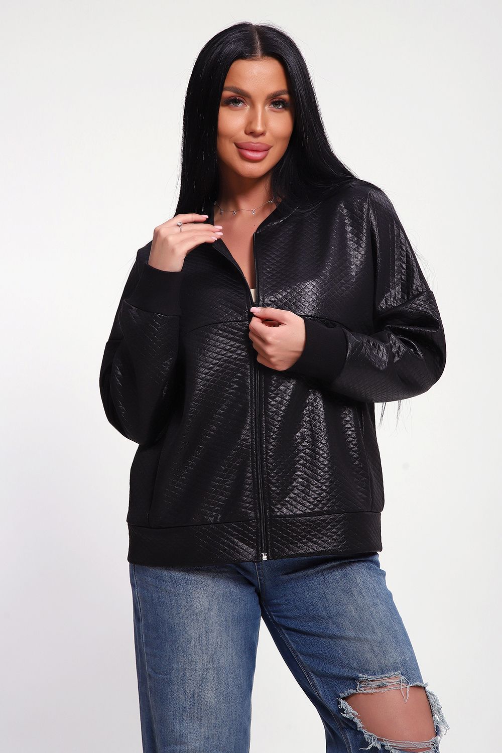 Женский бомбер на молнии 20691 - черный