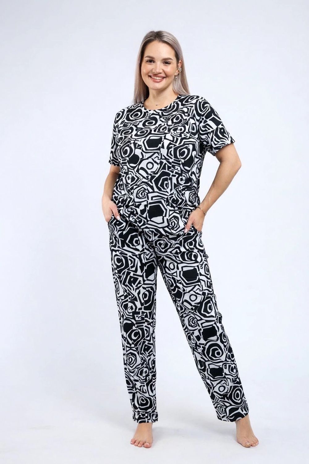 18115 Пижама - абстрактные розы