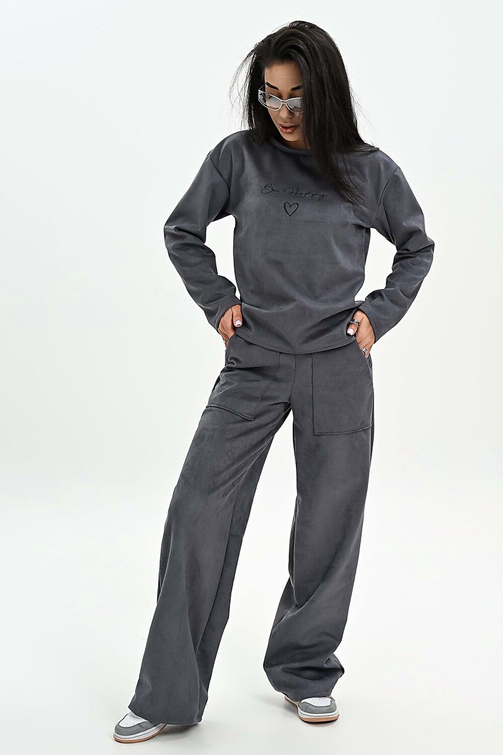 Брюки из мягкой эко замши - серый