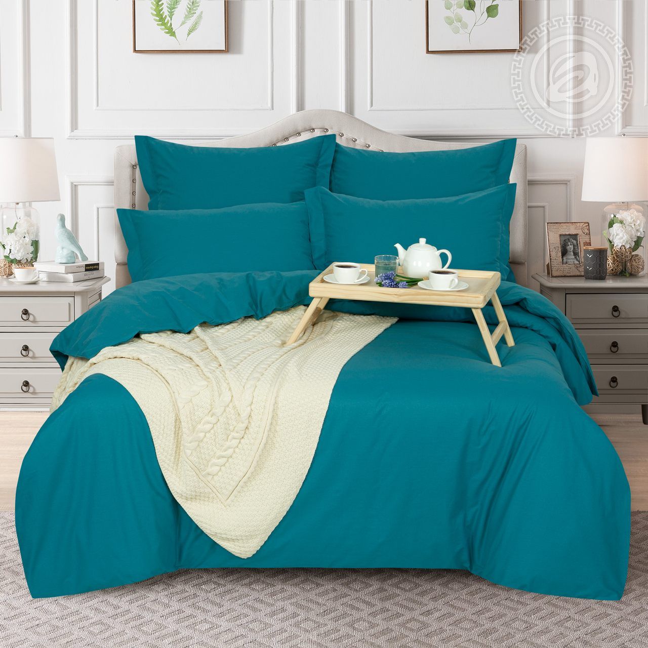 Изумрудный 977