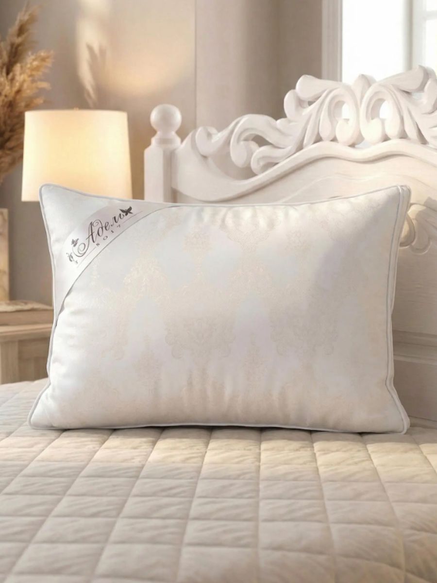 Подушка "ШЕЛК" тик на молнии леб.пух,атл.кант,лента,сумка(Н)